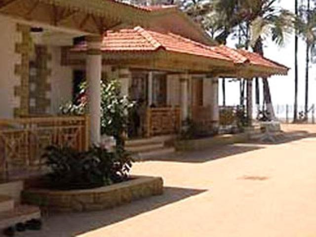 Golden Swan Beach Resort Murūd Exterior foto
